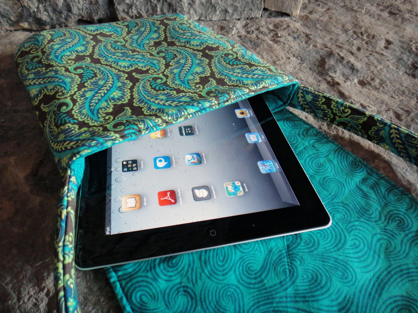 Worth Pinning iPad Messenger Bag