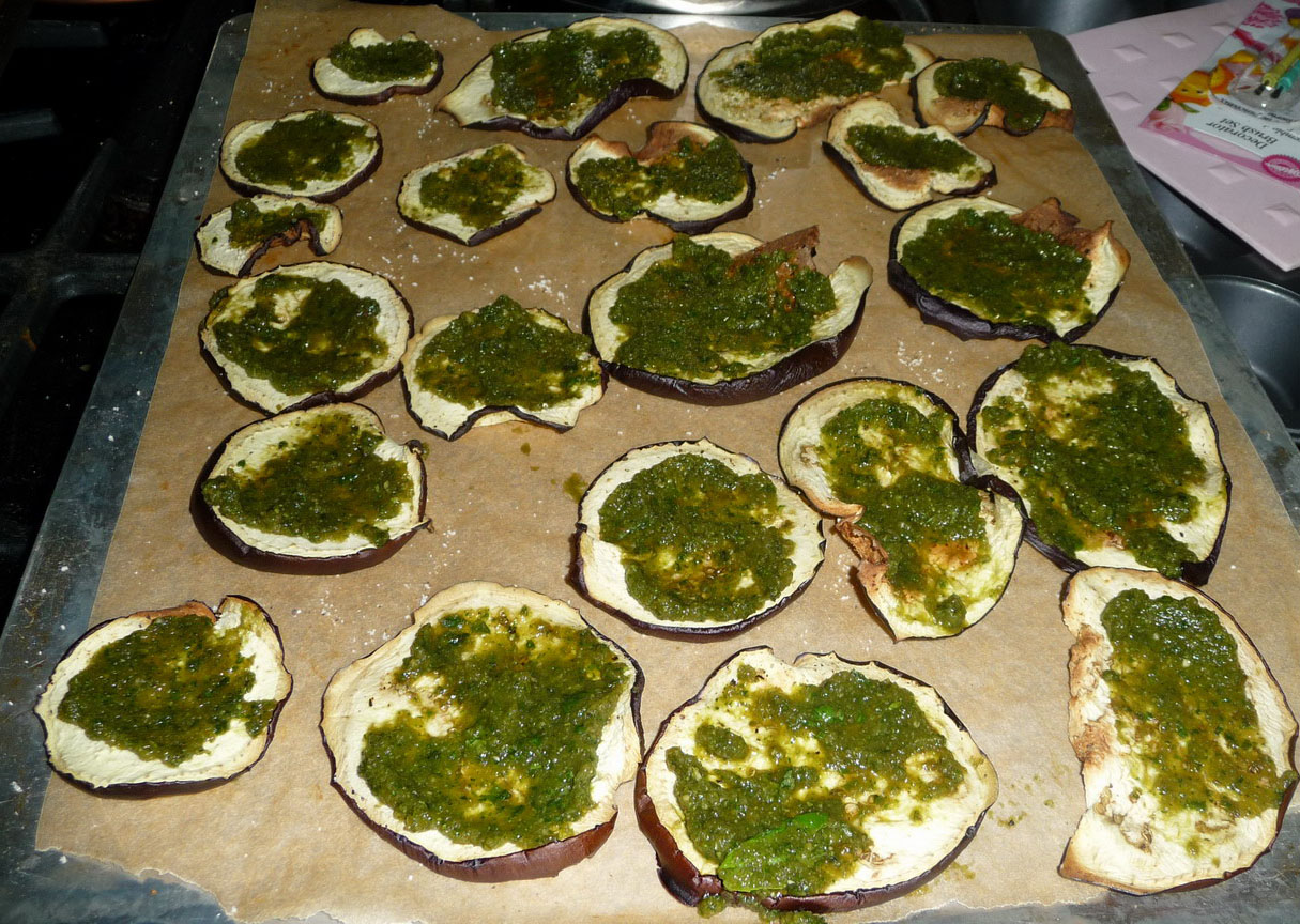 Jen's Food Challenge Challenge 49 Extra Pesto = Eggplant Mini "Pizzas"