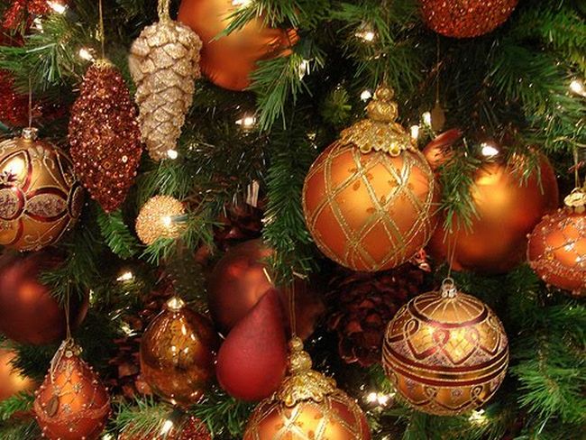 Happily Ever After: The Art of Decorating a Christmas Tree