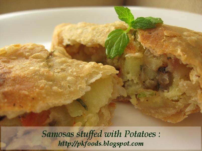 Pakistani Food Recipes Samosa stuffed with Potatoes & Onion mixture