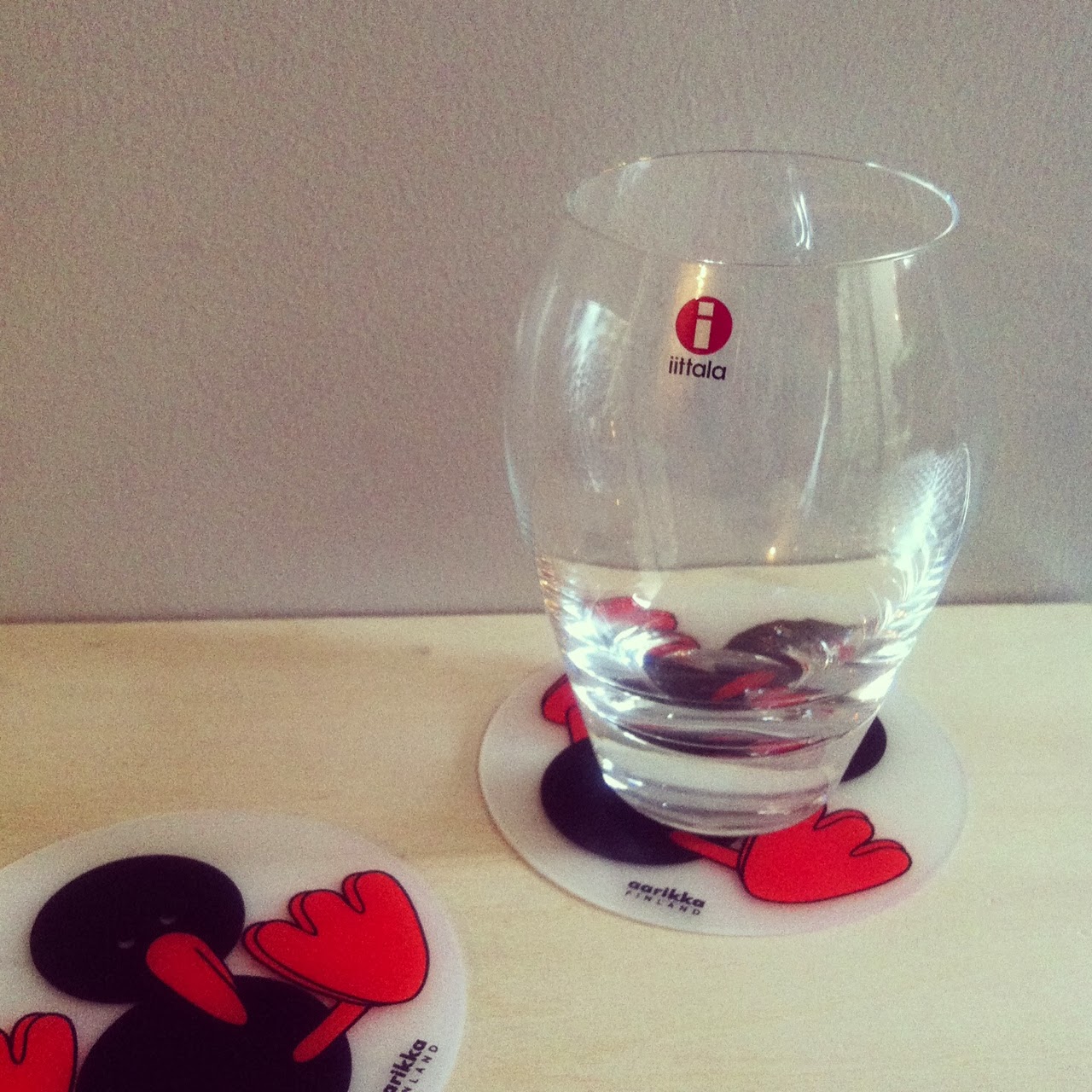 Pippurikera Blog Aarikka Alluのプラスチックコースター6枚組