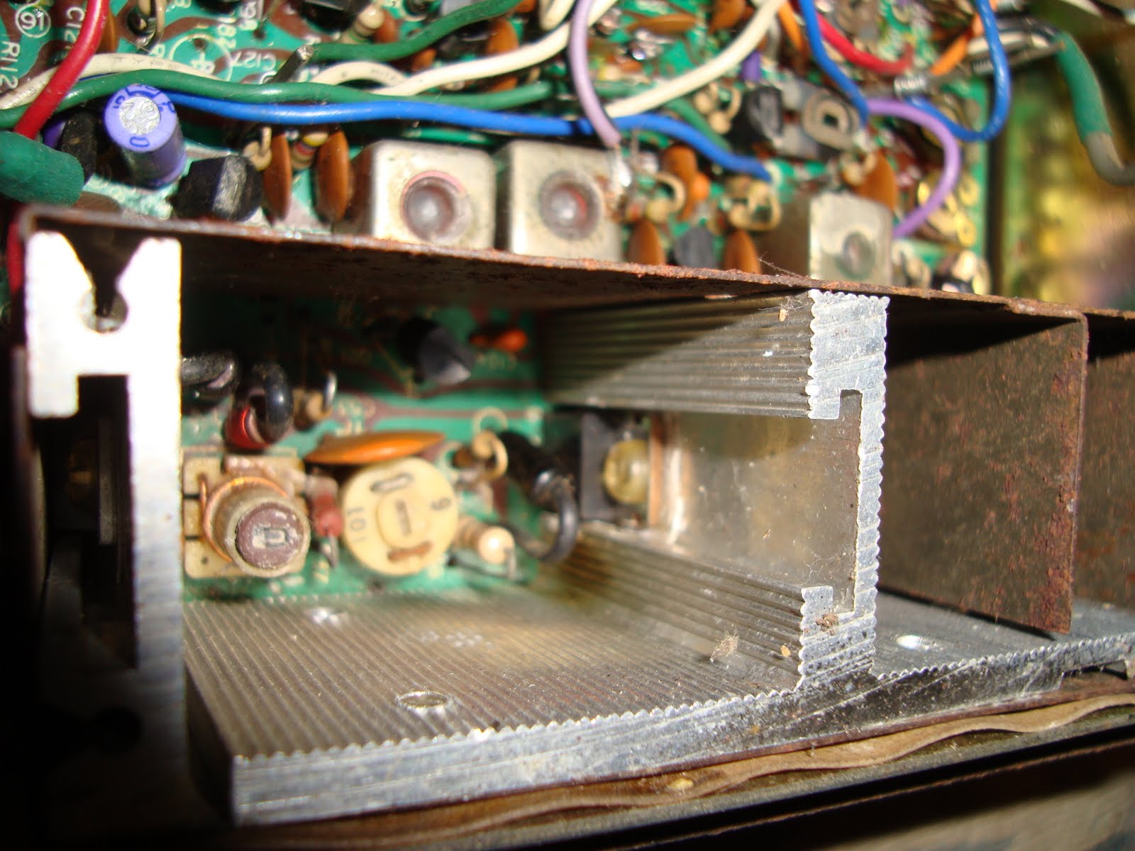 RADIO SELLER Lafayette 1200 FM ( Sold )