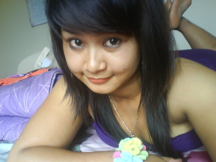 Indonesian Girl Only: Facebook Hot Babes 2011.
