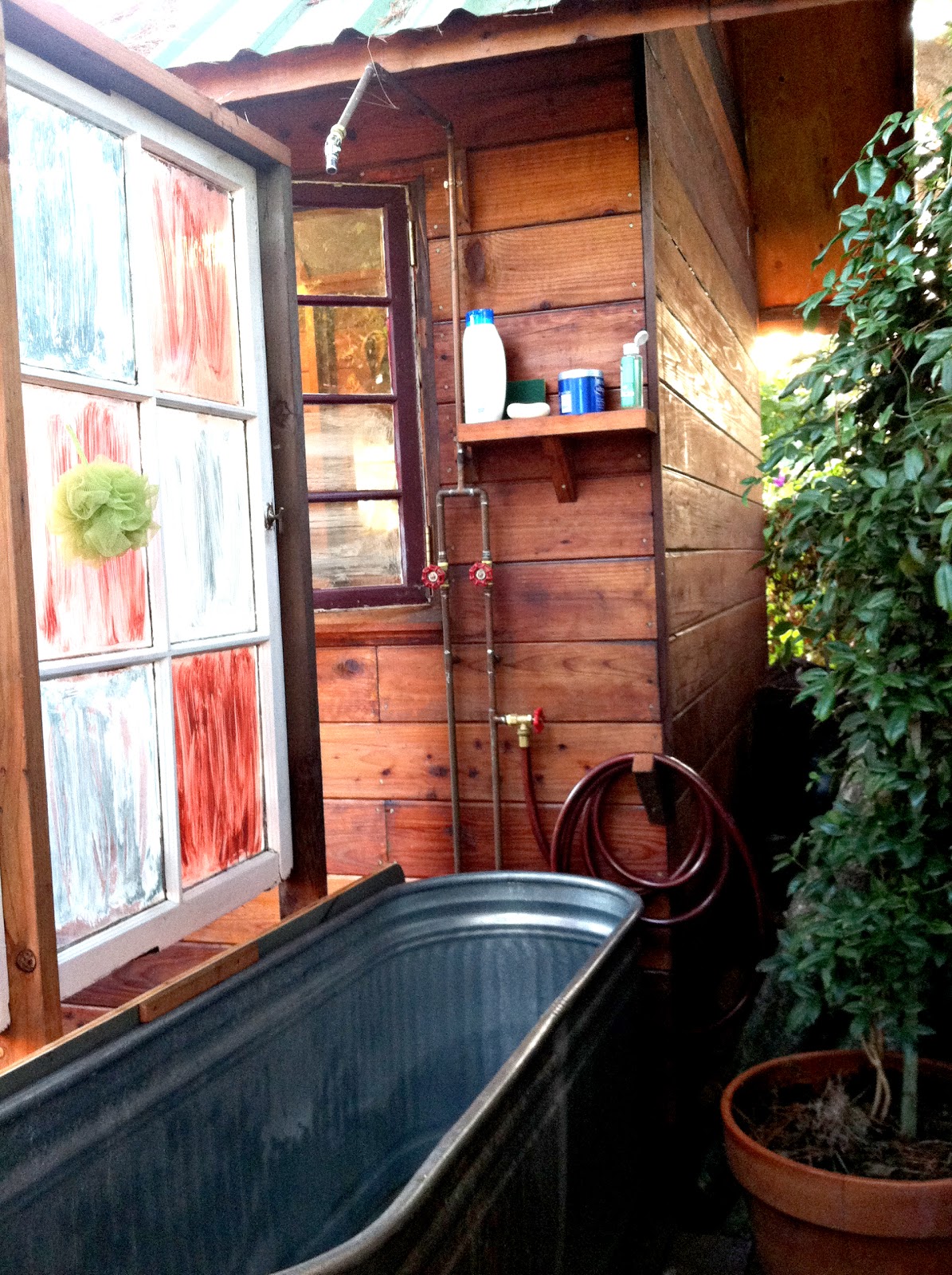 Lloyd’s Blog: Adam's Outdoor Bathtub in Berkeley