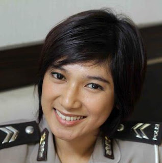 Briptu Eka Frestyan (Polwan Cantik)