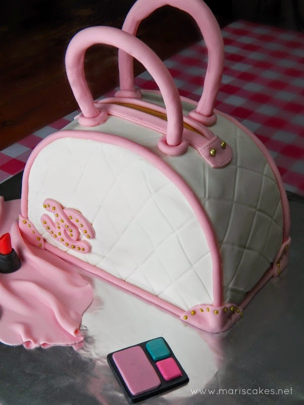Chanel Purse Cake  Mari's Cakes (English)