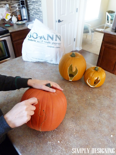 How to Carve a Funkins Pumpkin | #spookyspaces #pumpkins #pumpkincarving #halloween #funkins