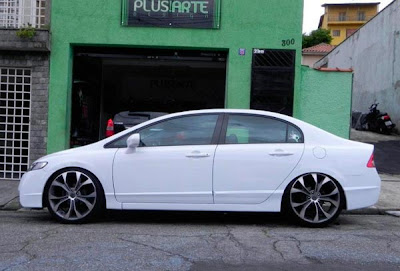 Civic Rebaixado aro 20"