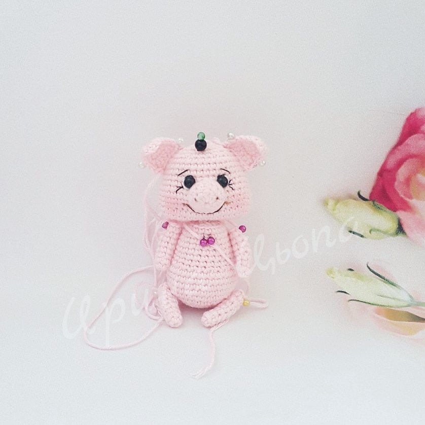 Вязаный поросенок сборка игрушки Вязаный поросенок сборка игрушки