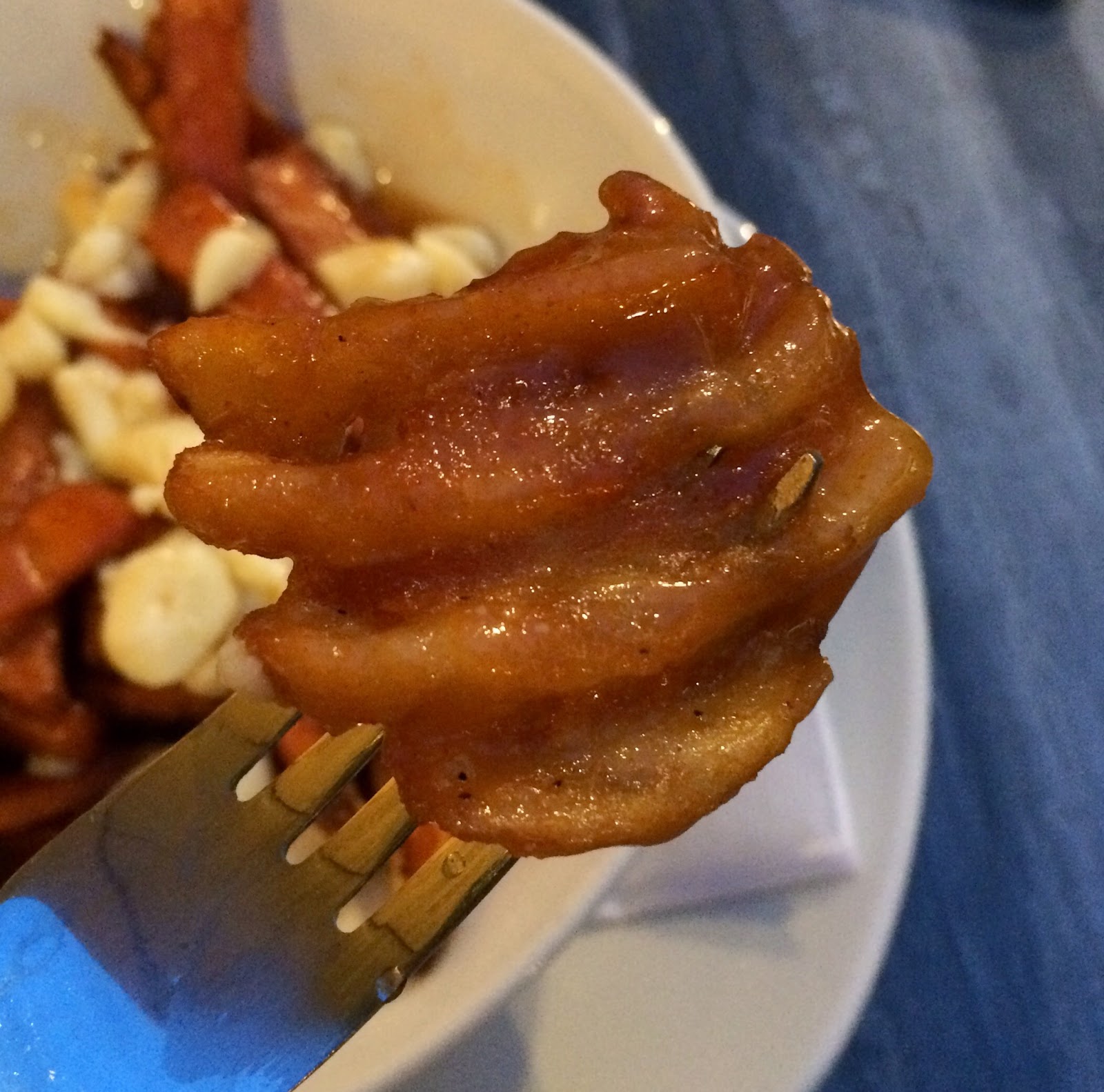 Waffle Fries Poutine From StHubert (Secret Menu) / セント ヒューバートのワッフルフライ