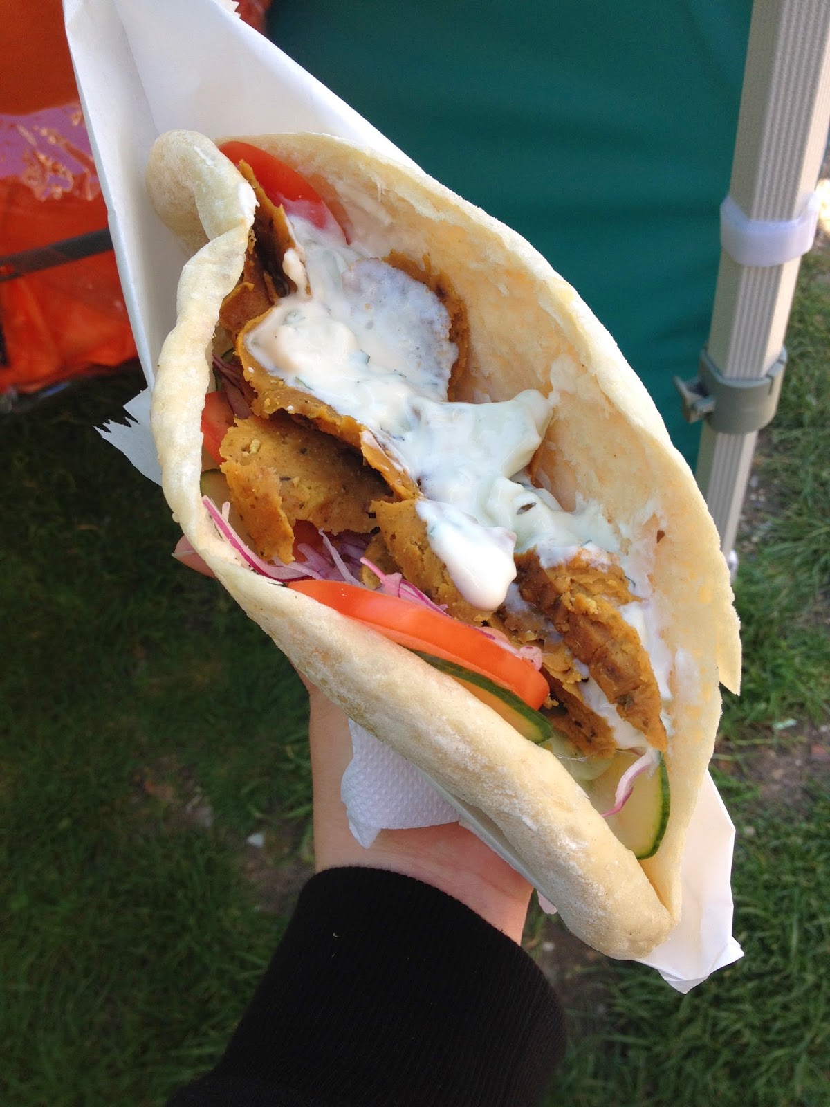 vegan.in.brighton Macaroni Cheese, Kebabs and a Birthday Celebration.