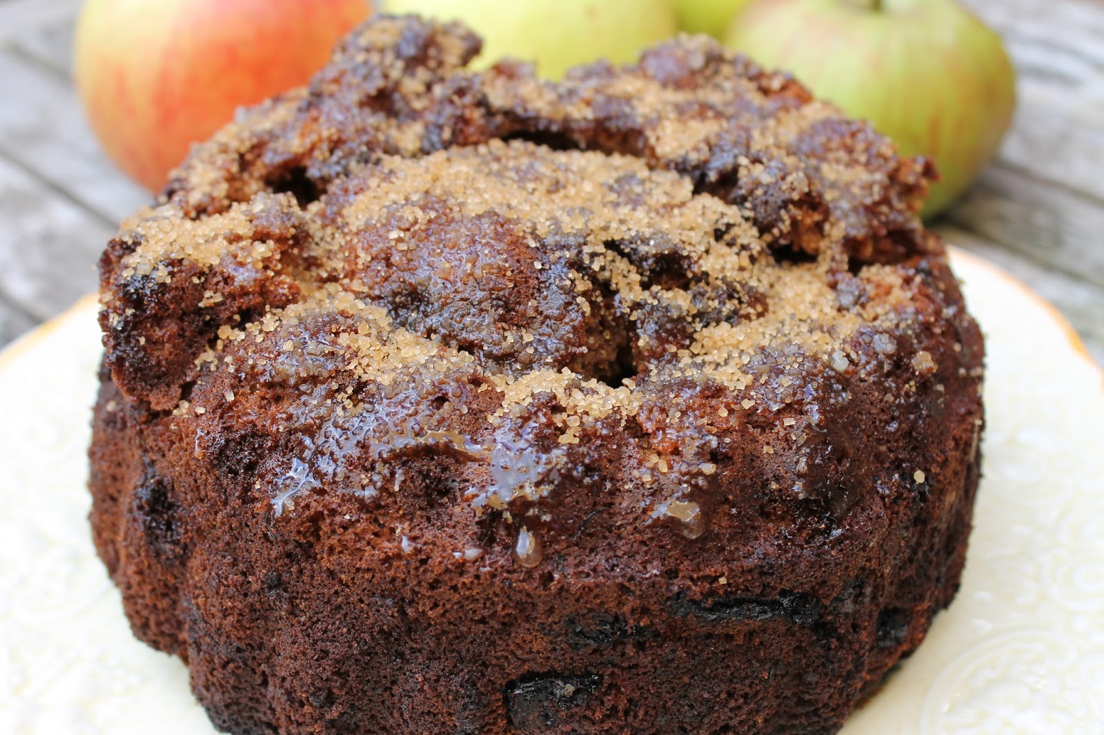 JibberJabberUK Spiced autumn apple cake