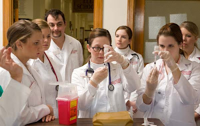 Questions For Yourself When Choosing a Nursing Program Questions For Yourself When Choosing a Nursing Program