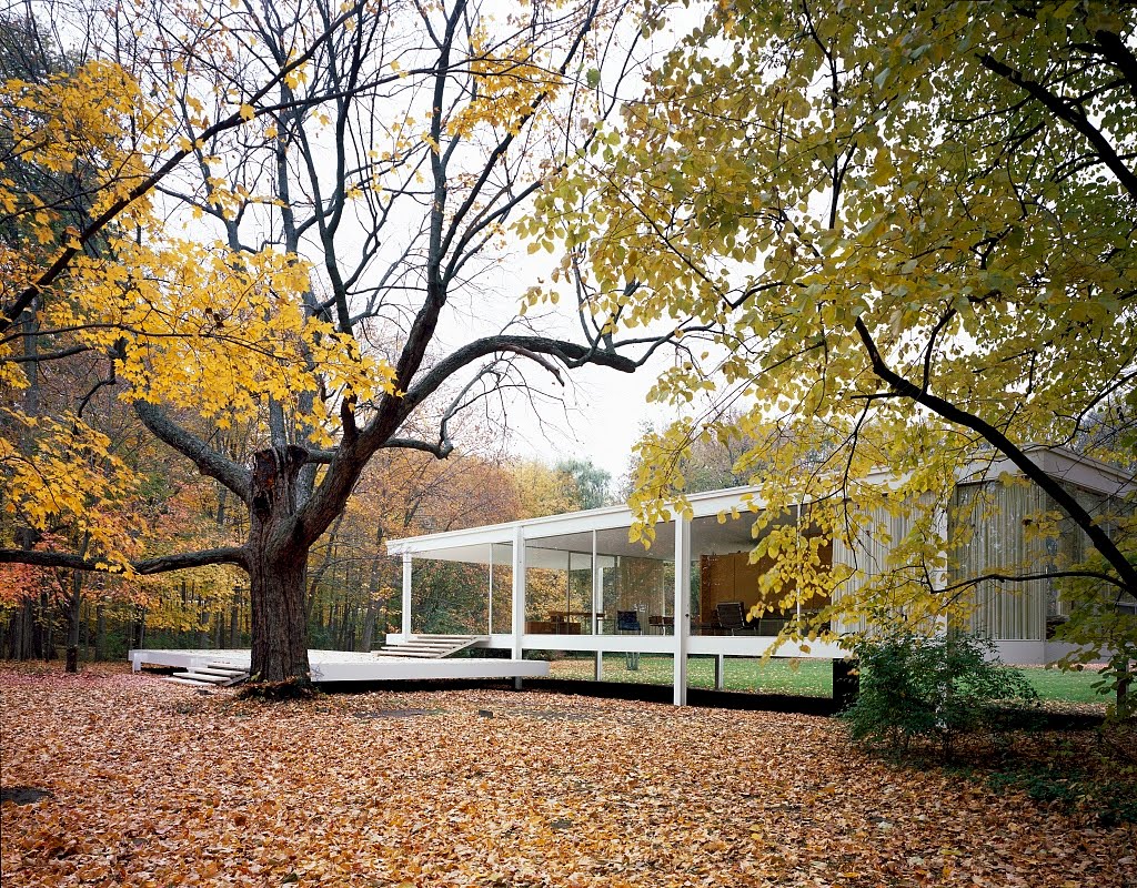 Four Seasons at the Farnsworth House modern design by