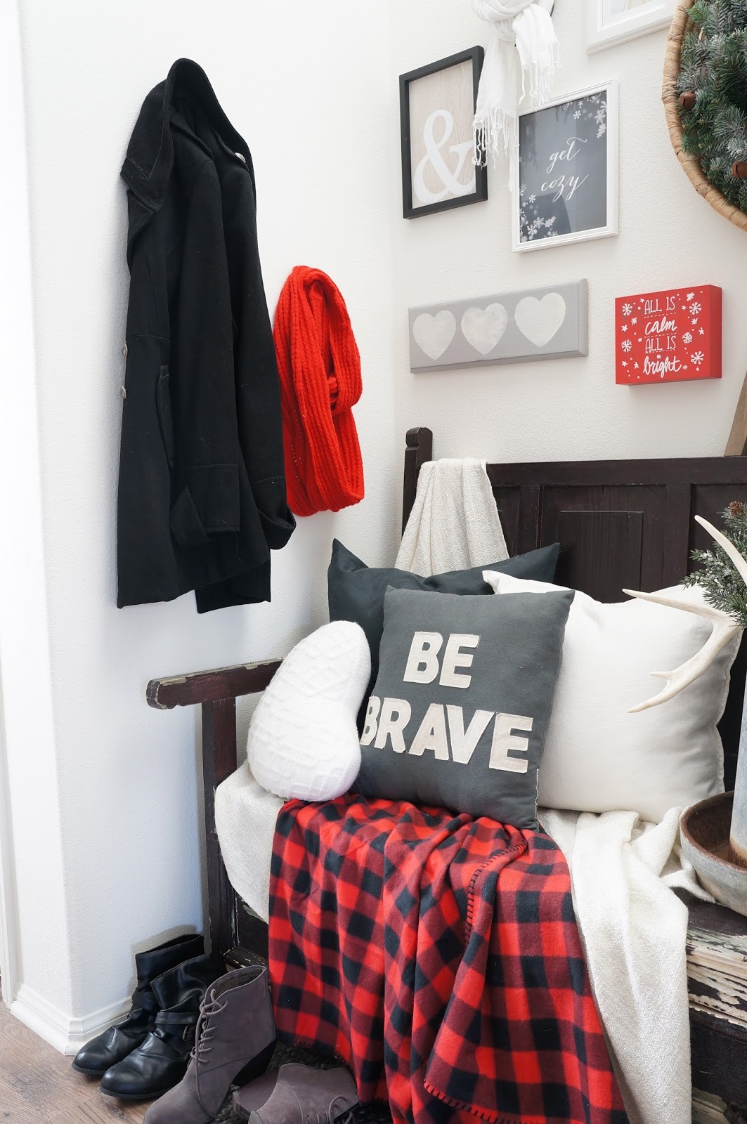 I thought I would also share some pictures of the little shelf in our