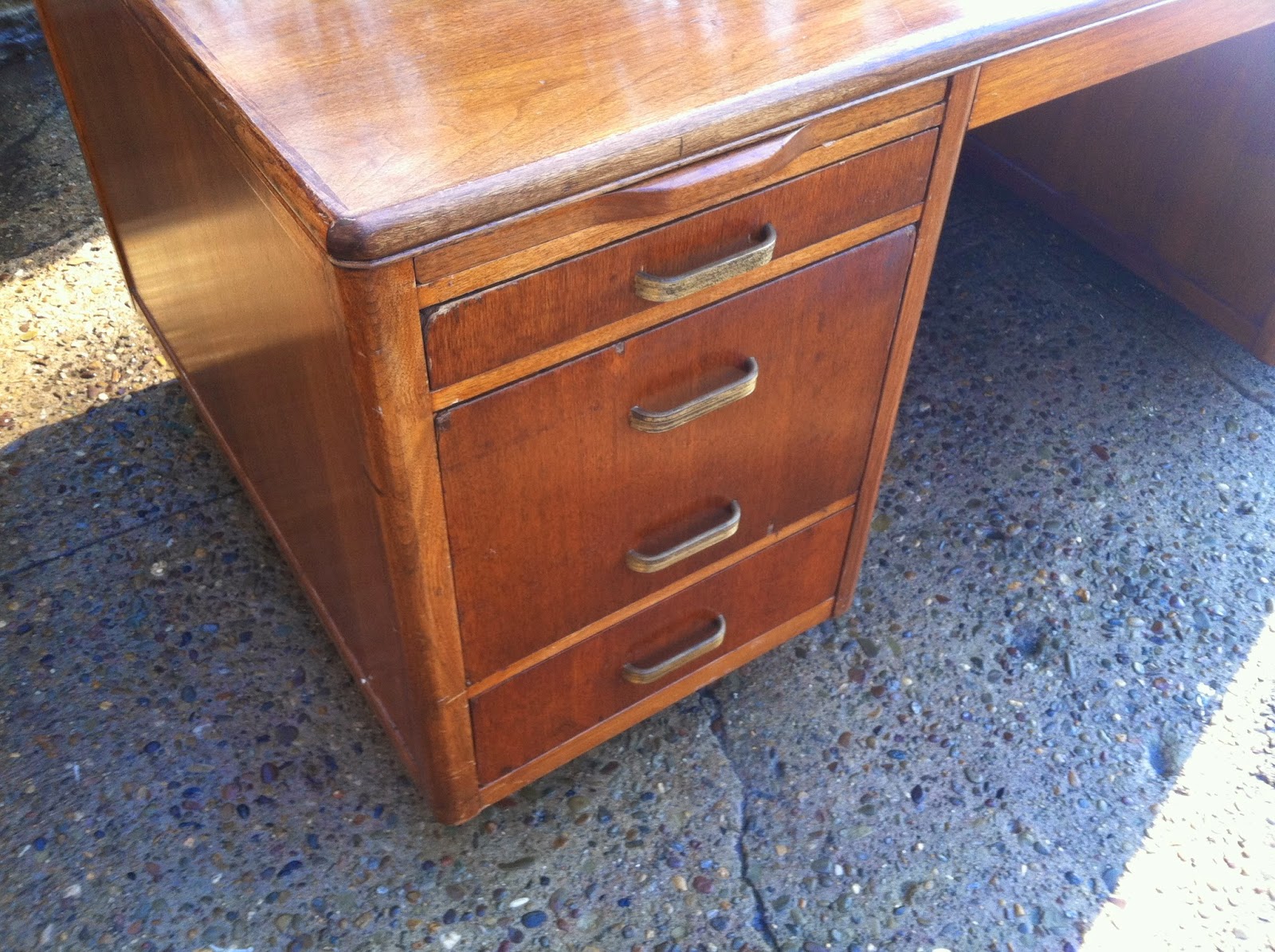 Jegs Leopold Executive Desk SOLD