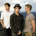 Assista ao clipe de "Coming Of Age", novo single do Foster The People!