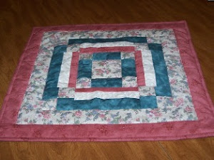 SQUARE TABLE TOPPER
