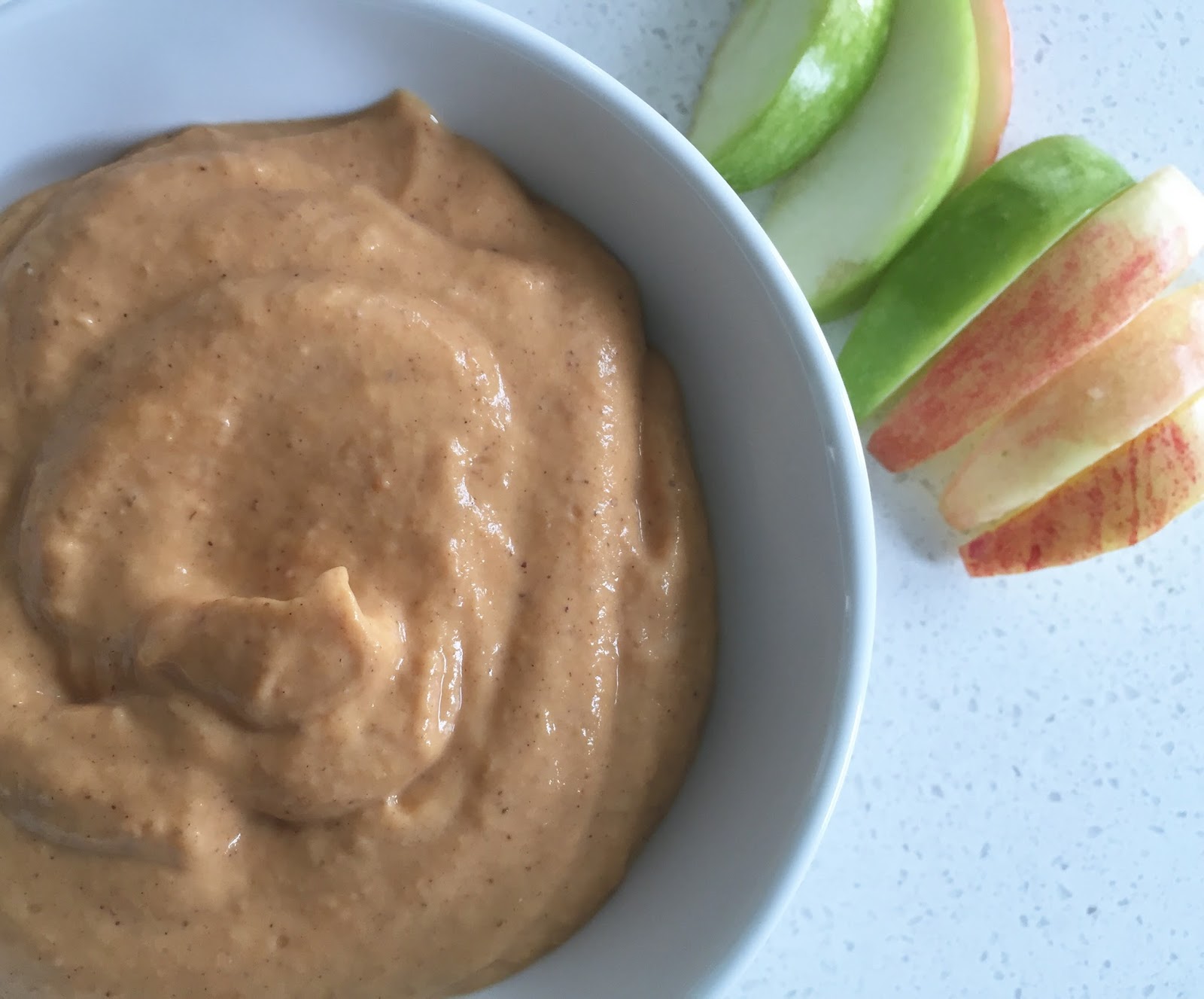 healthy pumpkin greek yogurt dip