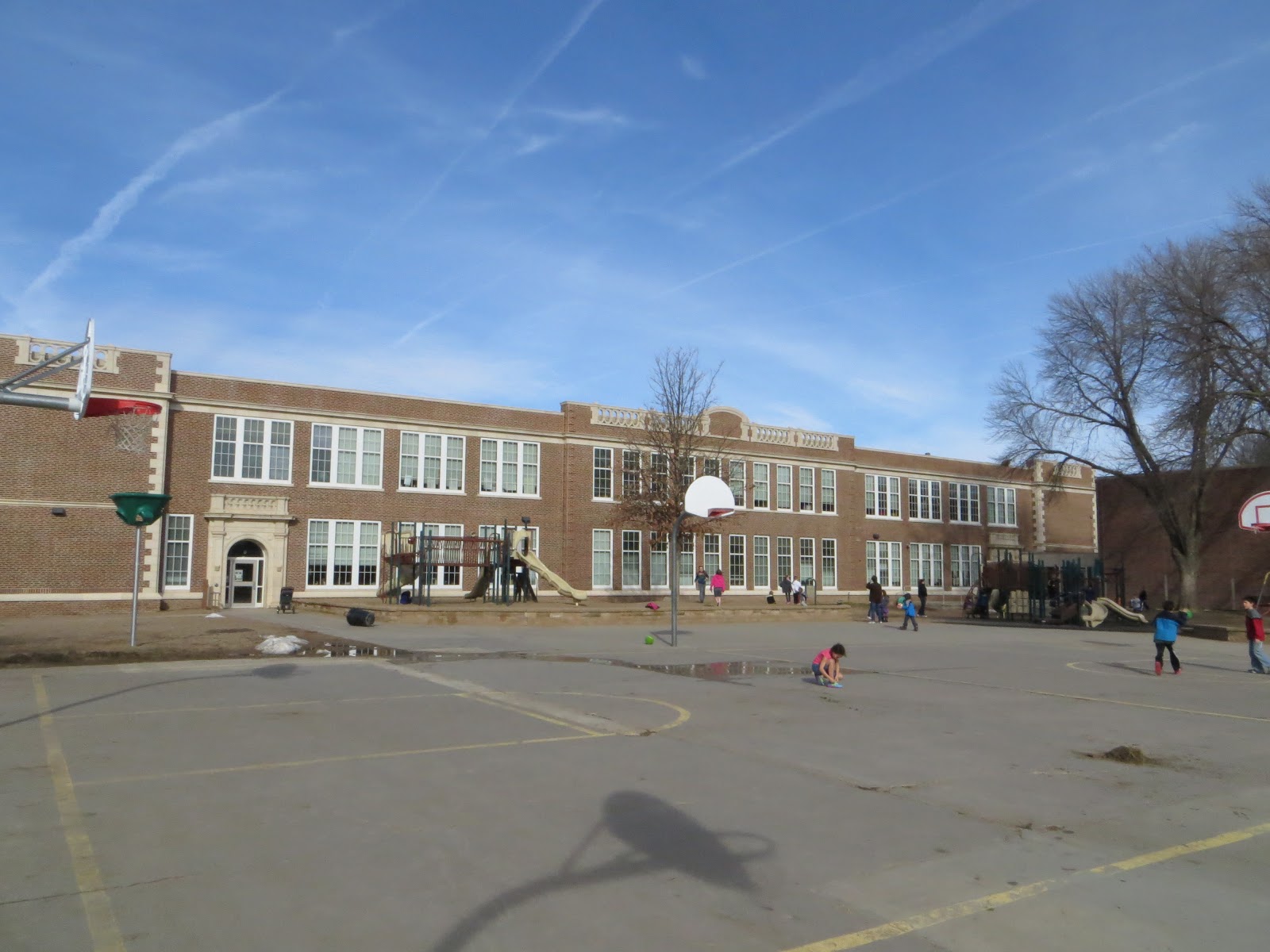 Life in Lincoln First day of Prescott Elementary