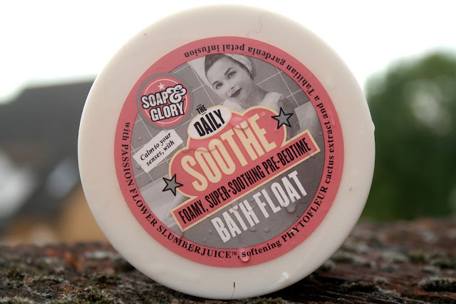 The Daily Soothe Bath Float from Soap and Glory