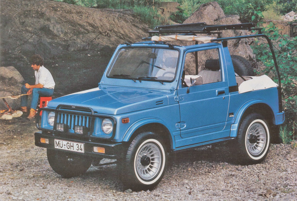Archivo de autos El jeep de Suzuki