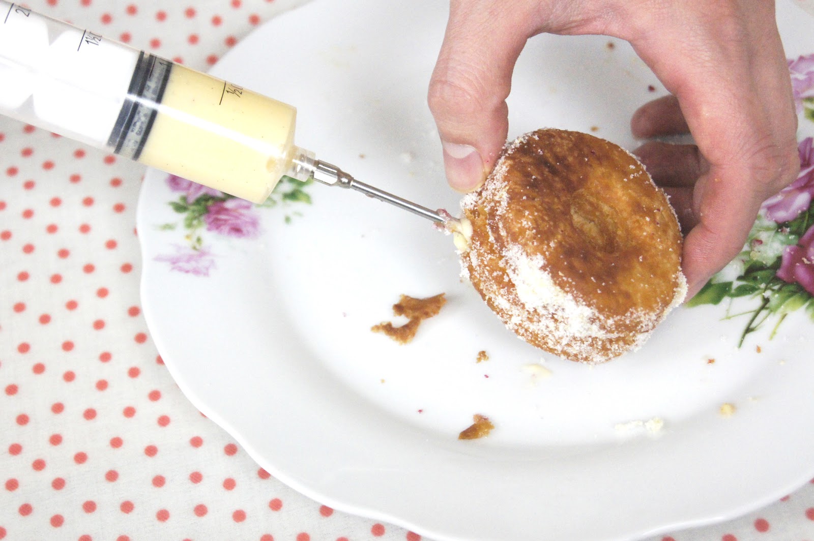 cronut cream inject cronut, syringe, inject, step by step