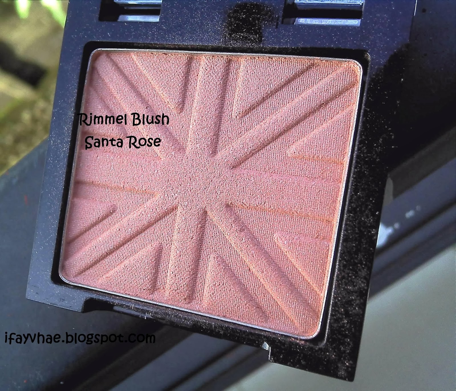 The Beauty Label Rimmel Lasting Finish Blush Santa Rose [REVIEW]