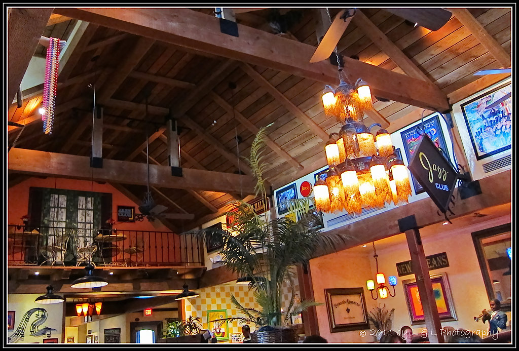 Ocala, Central Florida & Beyond Mimi's Restaurant Interior