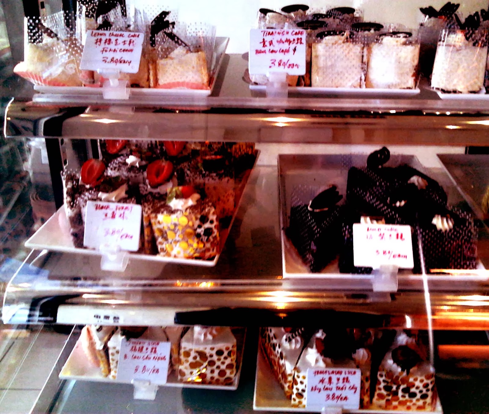 New International Students Victoria Cake shop in Footscray by Katherine