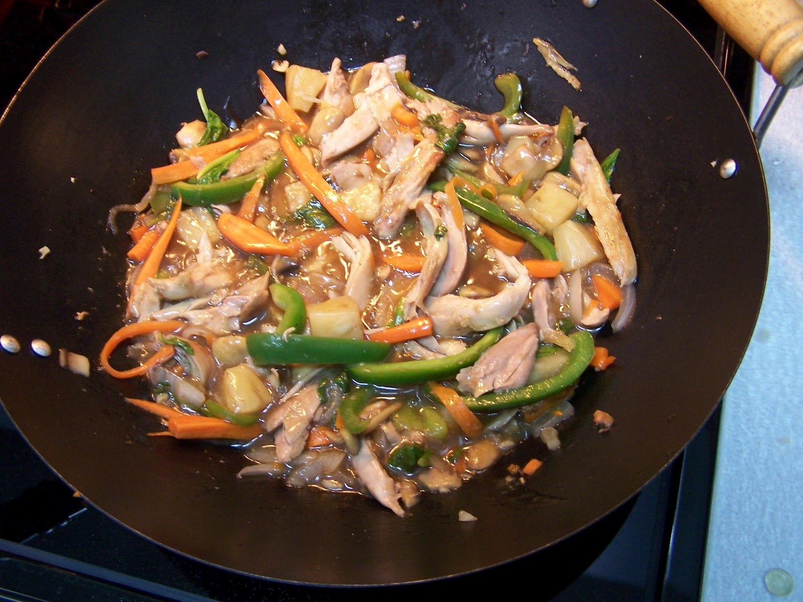 Skinny GF Chef Gluten Free Chicken Yakisoba