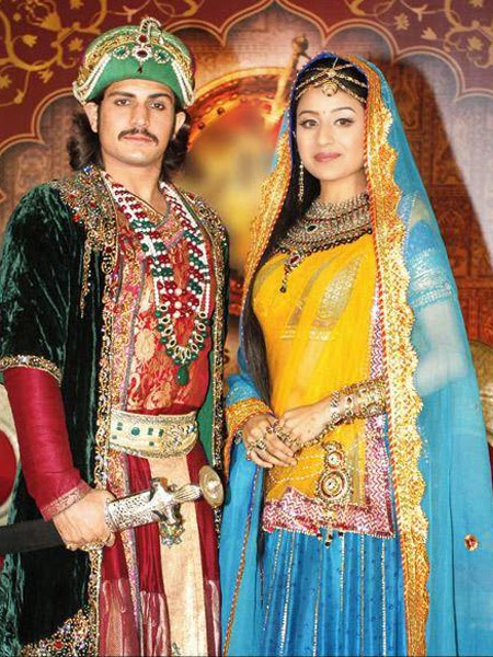 Rajat Tokas & Paridhi Sharma Couple HD Wallpapers Free Download