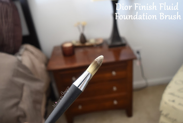 Dior Finish Fluid Foundation Paddle Brush Review