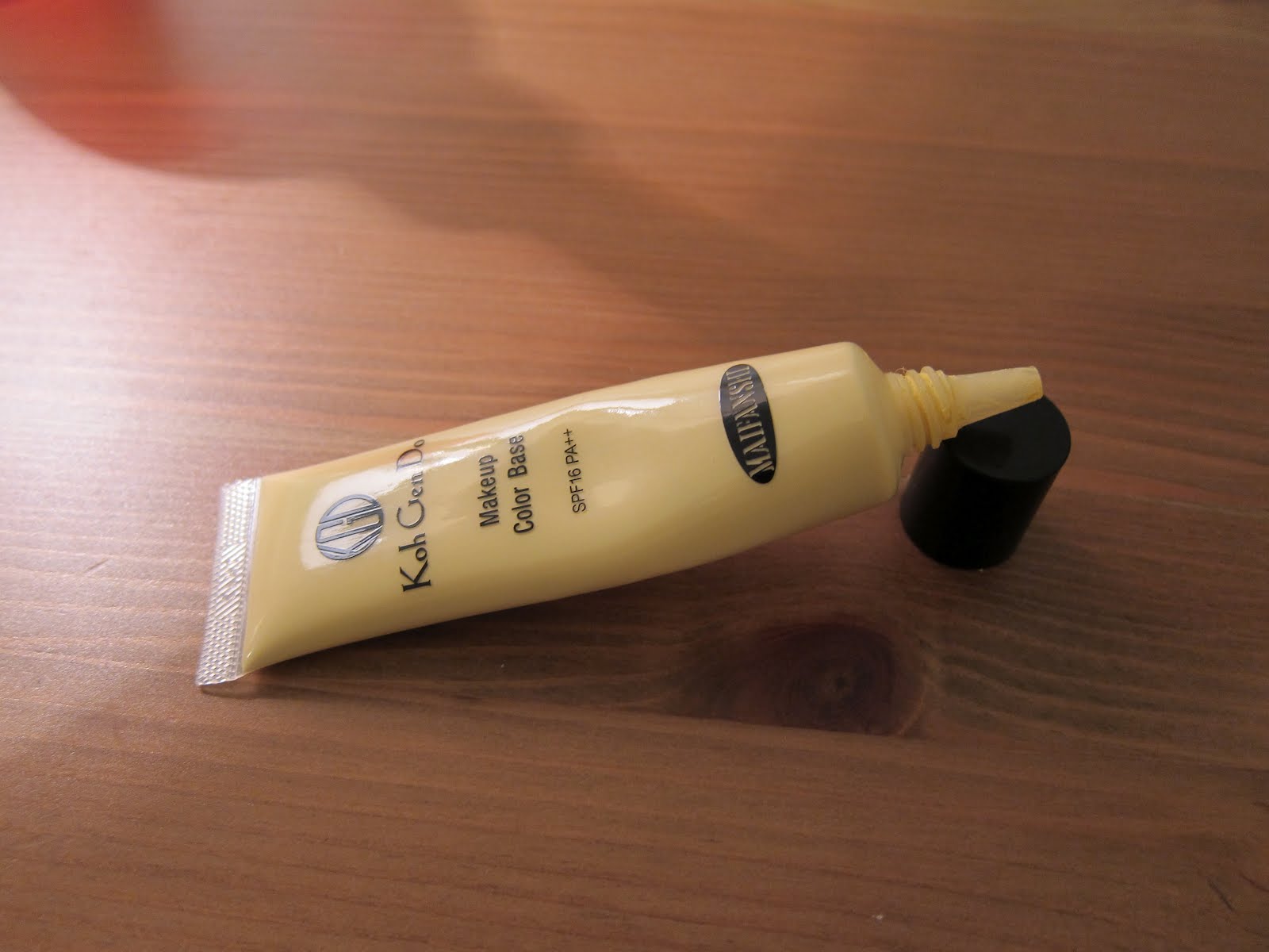Beauty Professor Koh Gen Do Maifanshi Makeup Color Base in Yellow