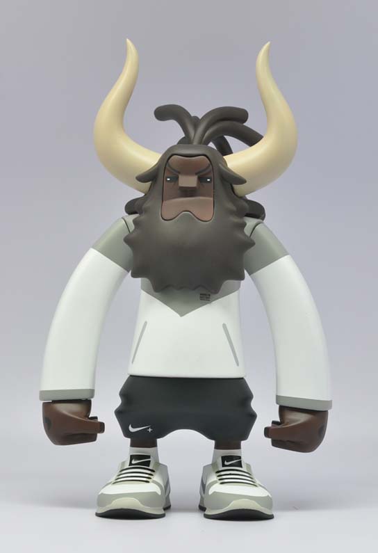 I Loved the Yeti Not Yeti Friday Running Horns vinyl figures