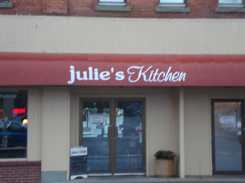 The Shiretown Blogger Julie's Kitchen on Queen Street in Woodstock