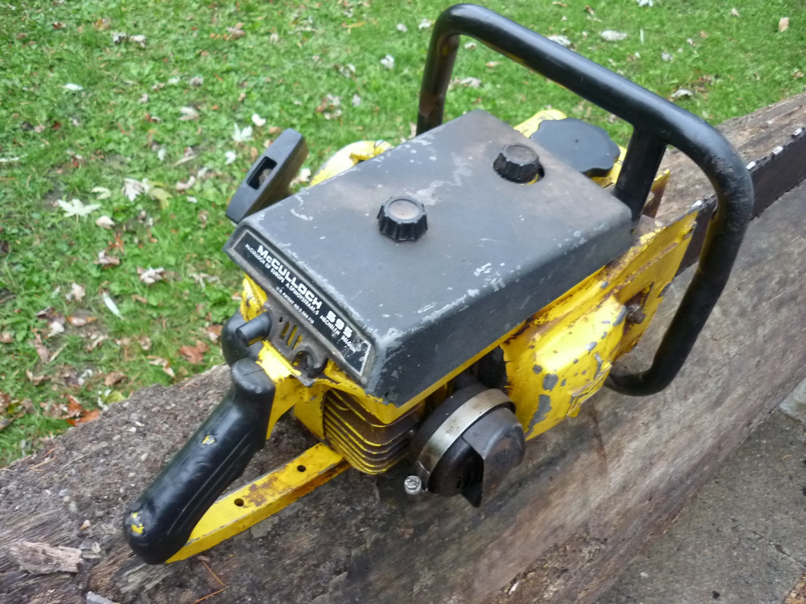 VINTAGE CHAINSAW COLLECTION MCCULLOCH 595.