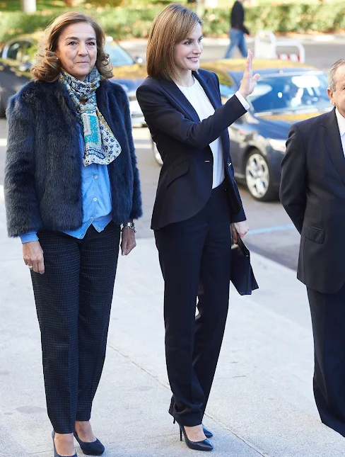 Queen Letizia of Spain attends a Seminar on Assistance Nutrigenomics at CSIC Institute