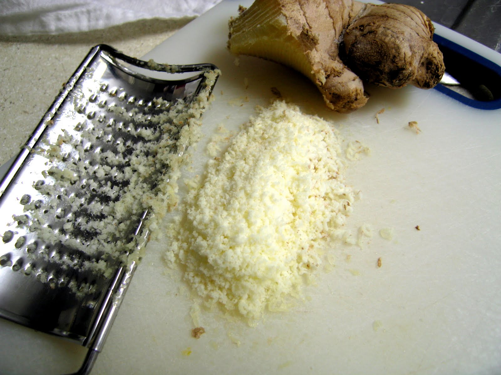 Candidly Kate ˚kitchen tip˚ Easy way to Grate Fresh Ginger