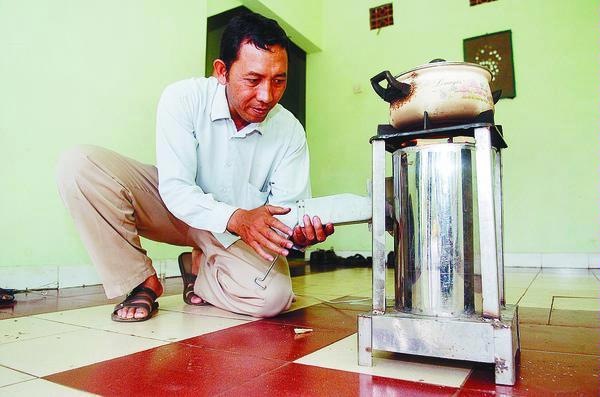 Beritaku Kompor Gas Berbahan Bakar Cangkang