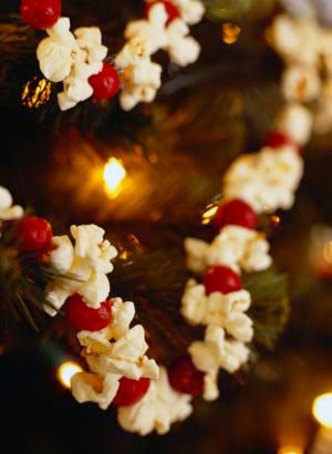 Pick a beautiful and useful thing: Christmas Decor from the Grocery Store