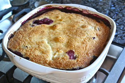 blueberry peach cobbler with sugar cookie crust