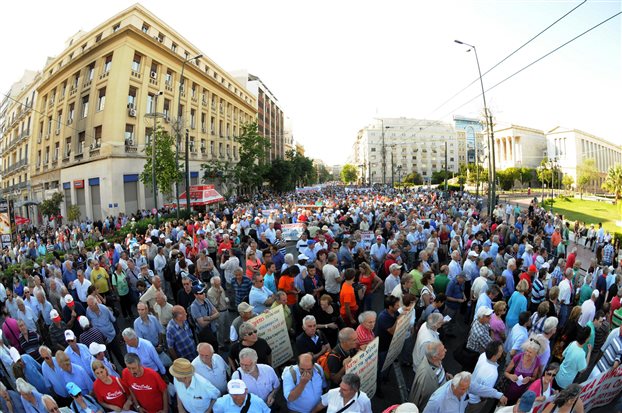 Συλλαλητήρια σε Σύνταγμα και Ομόνοια κατά του πολυνομοσχεδίου