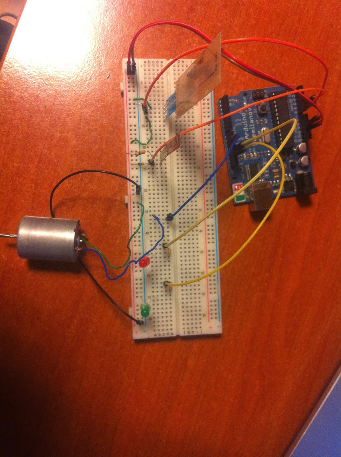 Can's Robotics & Arduino Blog Driving a Motor via a Soft Potentiometer