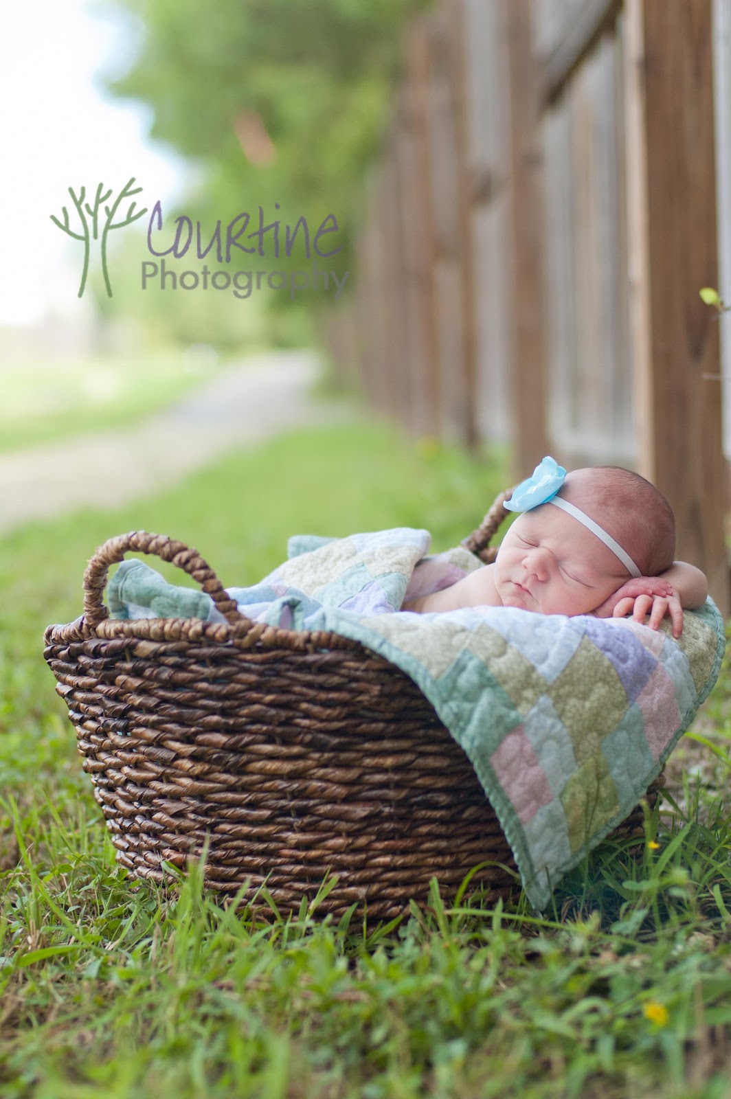 Courtine Photography Outdoor Newborn Session
