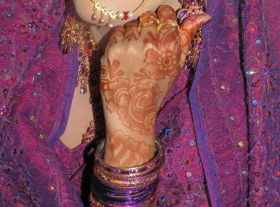 Latest Fancy Hand Mehndi Designs HD Wallpapers Free Download