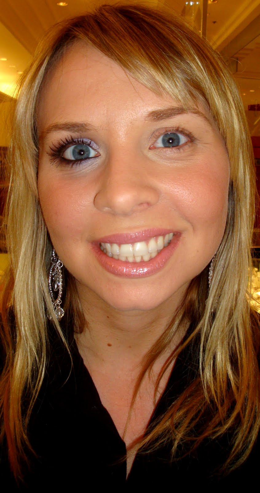 Contoured Eyes