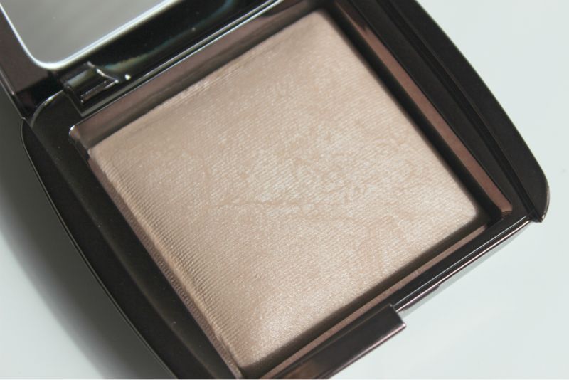 Hourglass Ambient Lighting Powder in Luminous Light Review The Sunday
