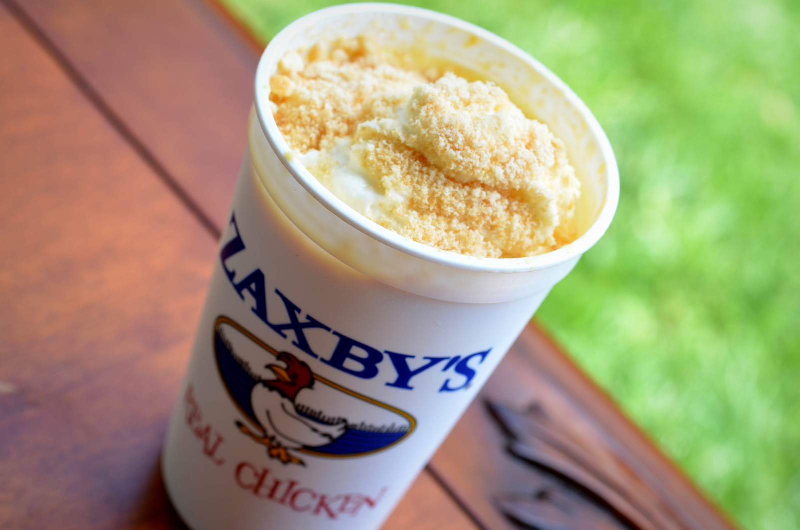 food and ice cream recipes REVIEW Zaxby's Banana Pudding Milkshake