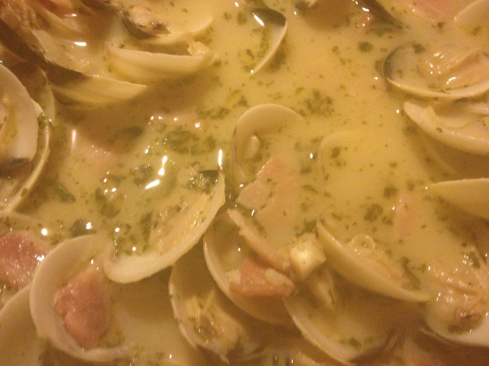 Free From G. Clams And Bacon In A White Wine Cream Sauce